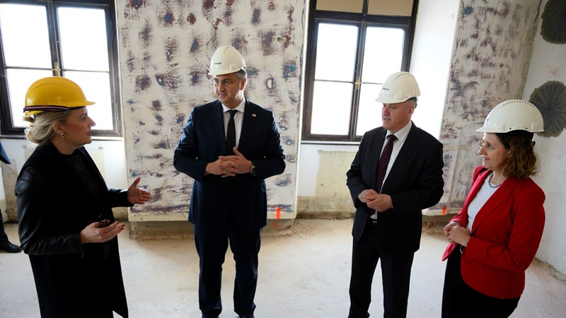 Povijesna obnova Gornjega grada